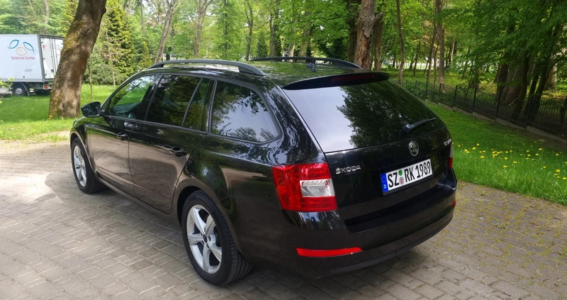 Skoda Octavia cena 37900 przebieg: 230000, rok produkcji 2015 z Sopot małe 106